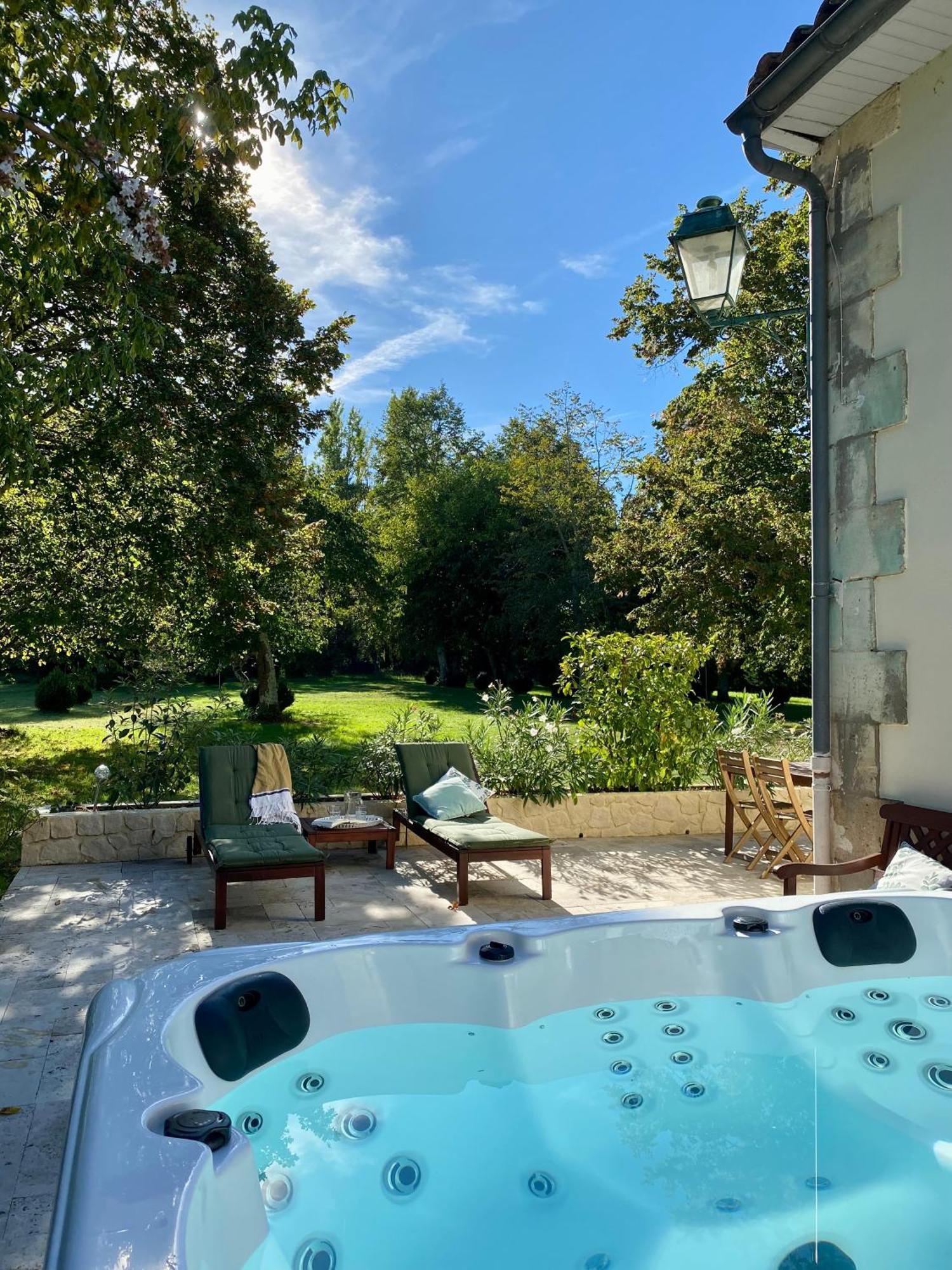 La Maison Du Champ De Beaumont Galgon Экстерьер фото