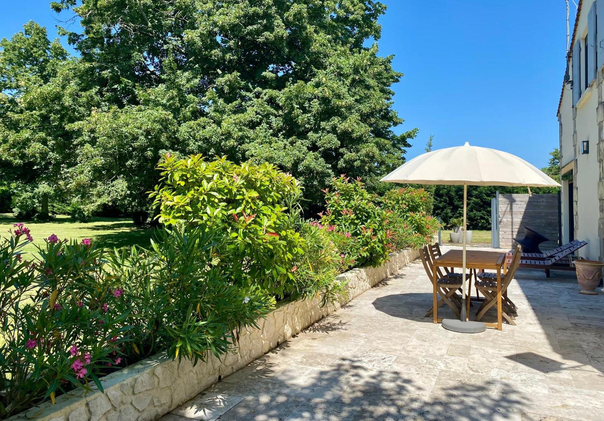 La Maison Du Champ De Beaumont Galgon Экстерьер фото